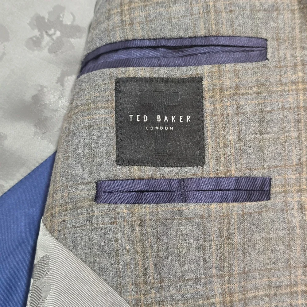 Ted Baker London Jay SPJ Mens 40L Grey Glen Plaid 100% Wool Blazer Sport Coat